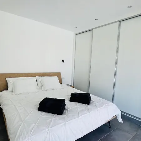 アパート Casa Carica With Heated Pool In