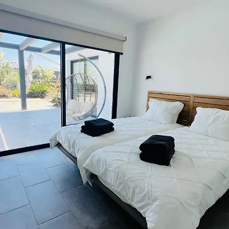 アパート Casa Carica With Heated Pool In