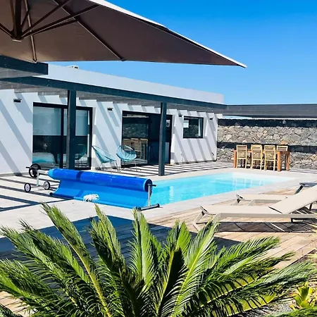 Casa Carica With Heated Pool In アパート *