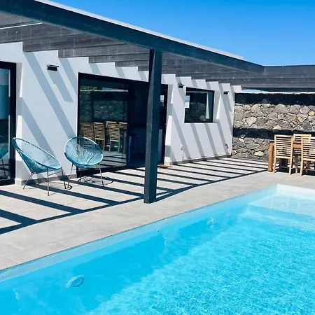 Apartment Casa Carica With Heated Pool In *