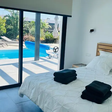 Casa Carica With Heated Pool In شقة لاجاريس