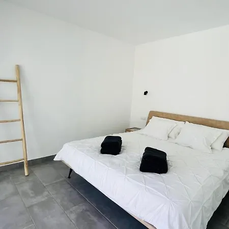 شقة Casa Carica With Heated Pool In